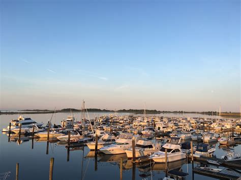 Cedar Island Marina in Clinton, CT, United States - Marina Reviews - Phone Number - Marinas.com