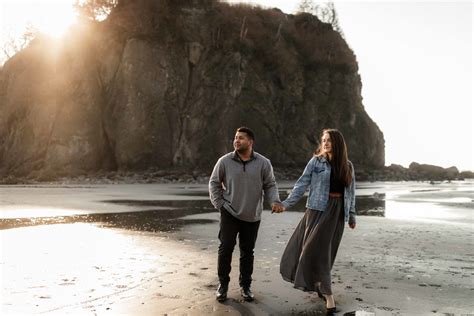 Gabby + Eddie | Ruby Beach Engagement Session