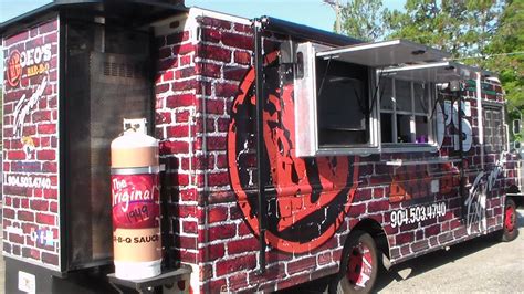 Bono's BBQ Food Truck - YouTube