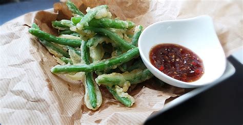 Tempura Green Beans w. Dipping Sauce