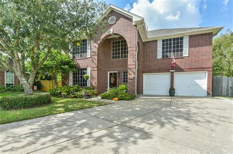 5 Bedroom Homes for Sale in Friendswood TX | Mason Luxury Homes