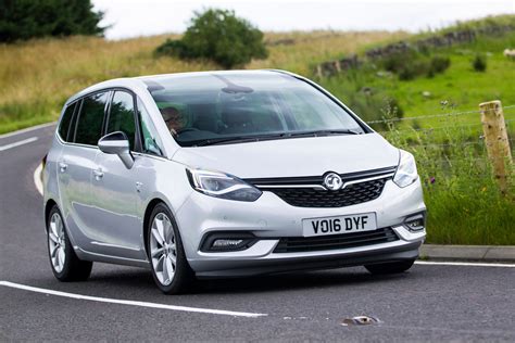 Vauxhall Zafira Tourer (2012 - 2018) review | Auto Express