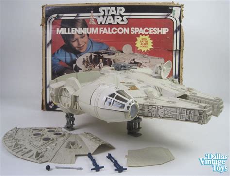 1977 Kenner Star Wars Millennium Falcon Complete with Box WORKS (1PPP)