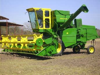 Model 95 Combine John Deere - TractorShed.com