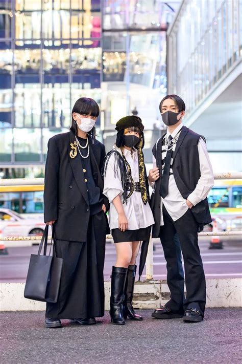 Stunning Street Style from Tokyo Fashion Week Spring 2022