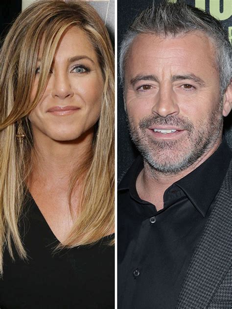 Jennifer Aniston & Matt LeBlanc recreate 'Friends' scene