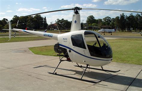 Robinson R22 picture #02 - Barrie Aircraft Museum