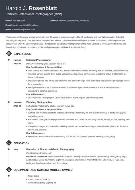 Professional Photographer Resume—Examples for 2024