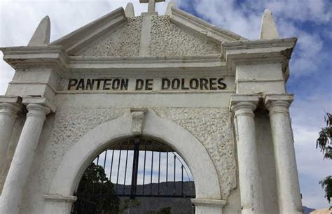 Panteón De Dolores en Monterrey: 1 opiniones y 16 fotos