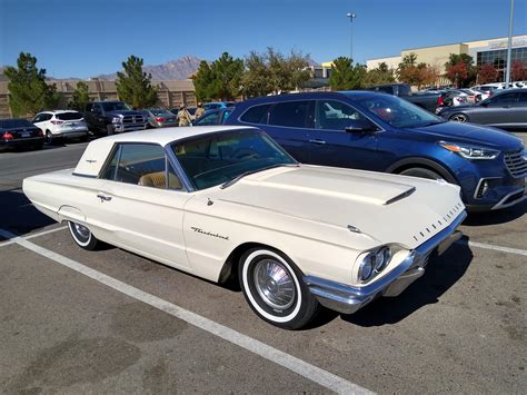 Thunderbird. Even the interior was clean! : r/carporn