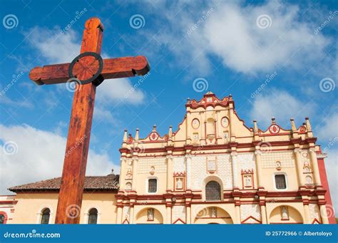 Cathedral of San Cristobal stock photo. Image of chiapas - 25772966