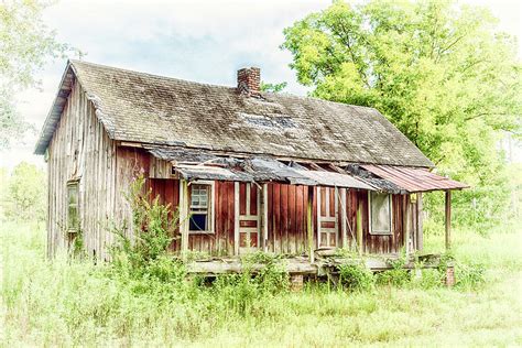 Small Farm House #1350 Photograph by Susan Yerry - Fine Art America