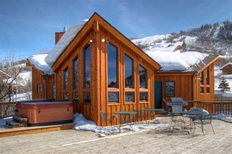 Pet-friendly Accommodation on Steamboat Springs Ski Resort, Colorado