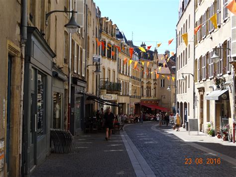 File:Metz, street in old city.jpg - Wikipedia