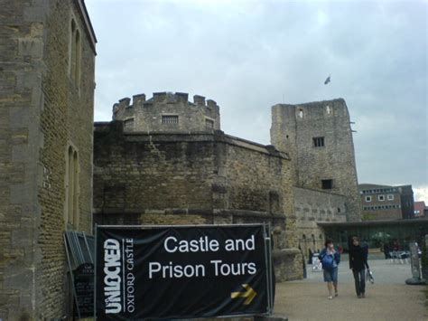 Oxford Castle Location, Facts and History, county hall, main sight of ...