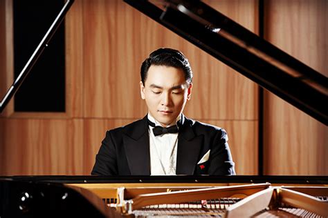 Chinese pianist with ties to Paris, launches national tour - China.org.cn