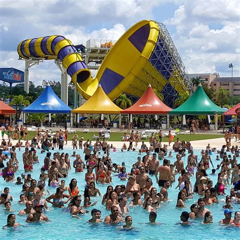 15 January 2017 (14:40) / Wet'n Wild Water Park, Itupeva City, São Paulo. | Wild water park ...