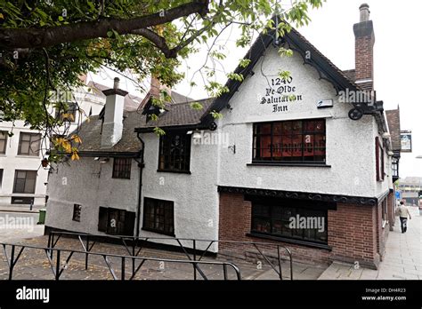 Old salutation inn pub Nottingham one of the oldest pubs in england Stock Photo: 62186155 - Alamy