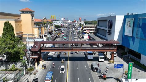 New pedestrian overpass in Urdaneta City, Pangasinan enhances public ...