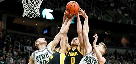 Michigan State Edges Iowa Basketball - Sports Illustrated Iowa Hawkeyes News, Analysis and More