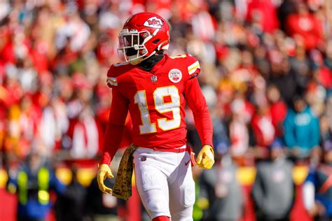 Chiefs Wide Receiver Kadarius Toney Injured At Practice - The Spun