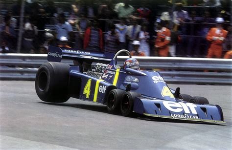 Onboard Video With The 6-Wheeled Tyrrell P34 - (SILODROME)