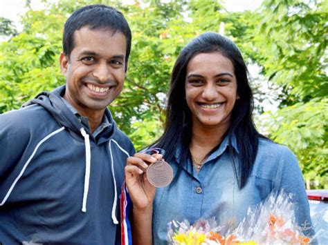 Rio Olympics: For last 3 months PV Sindhu's phone was with coach Gopichand - myKhel