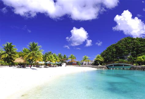 Rock Island Tours Palau-Micronesia | Oltre 300 isole spettacolari