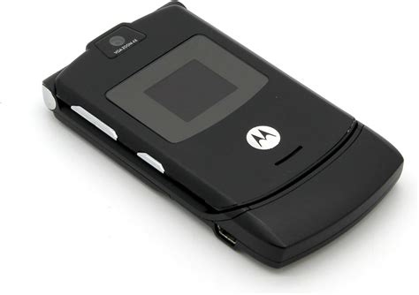 Motorola RAZR V3 Unlocked Phone with Camera, and Video Player-International Version with No ...