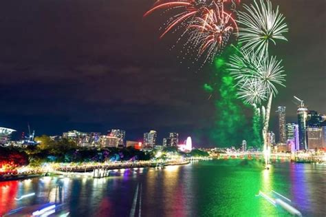 New Year's Eve Fireworks Brisbane 2024/25 - Brisbane Kids