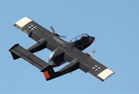 File:VII Małopolski Piknik Lotniczy – North American OV-10B Bronco, F-AZKM (8).jpg - Wikimedia ...