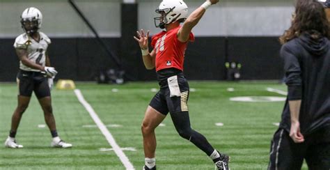 Dillon Gabriel has a message for UCF fans: Do your part