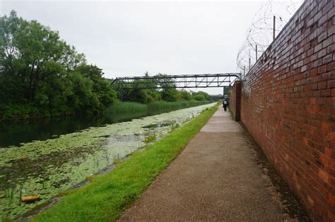 Leeds & Liverpool Canal © Ian S :: Geograph Britain and Ireland