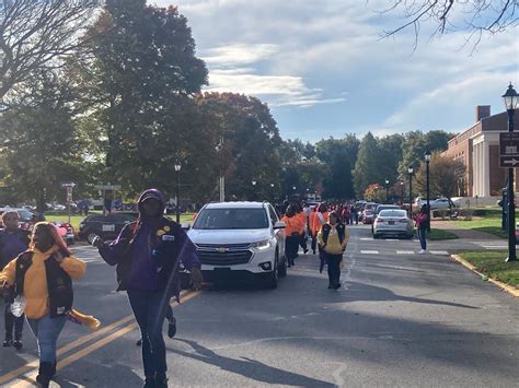 Delaware State hits high notes during Homecoming Parade through ...