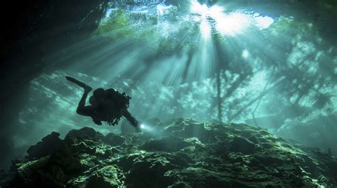 15 Impressive Underwater Caves That Will Mesmerize You – Page 4 – Enthralling