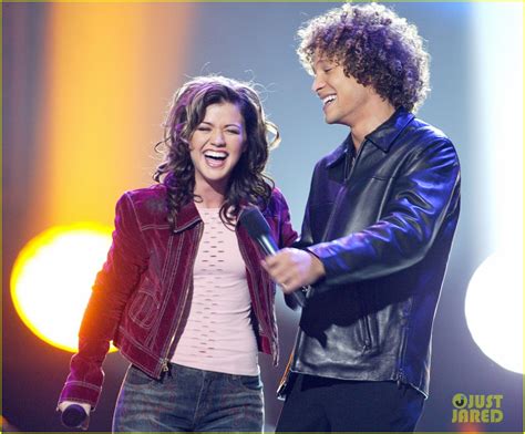 Kelly Clarkson Live Tweets 'American Idol' Series Finale!: Photo ...