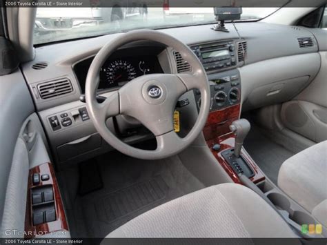 Stone Interior Photo for the 2006 Toyota Corolla LE #43620299 | GTCarLot.com