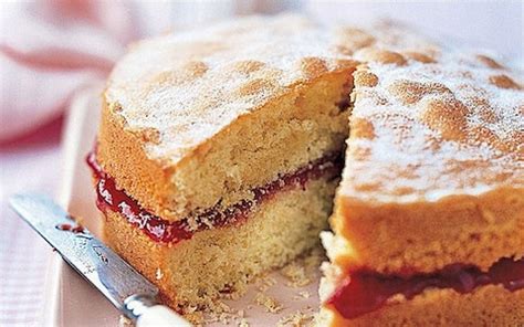 Mary Berry's traditional Victoria sponge cake recipe