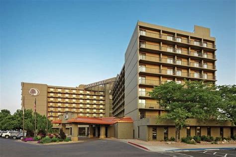 DOUBLETREE BY HILTON HOTEL DENVER - Updated 2021 Prices, Reviews, and ...