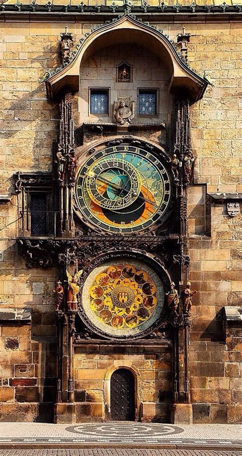 Horloge astronomique à Prague | Prague astronomical clock, Prague czech ...