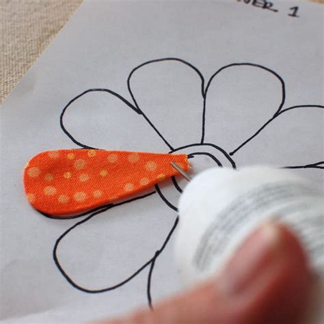 Step by step applique tutorial including shaping around a template | Sewing | Pinterest | I am ...