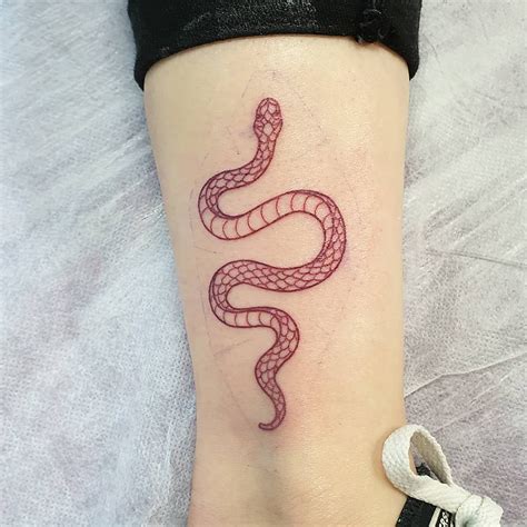 Kayla Jayne on Instagram: “Little red snake for Kristen - Storefront Life.mcfa... - Kayla Jayne ...