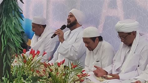 Habib Syech Pimpin Pembacaan Sholawat di Haul ke-8 H Abdussamad Sulaiman HB