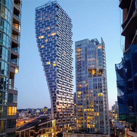 Vancouver House Skyscraper Has An Extraordinary Design