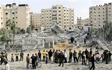 Comments:Southern Gaza hit by new Israeli air strikes - Wikinews, the free news source