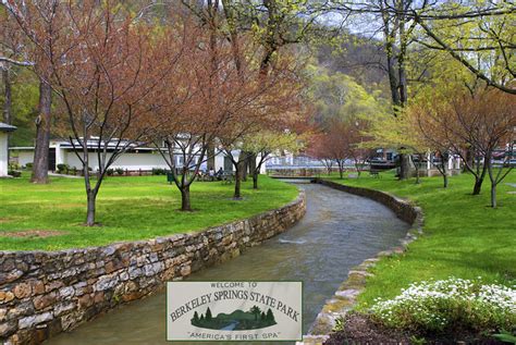 'America's First Spa' -- Berkeley Springs State Park (WV) April 2011 | Flickr - Photo Sharing!