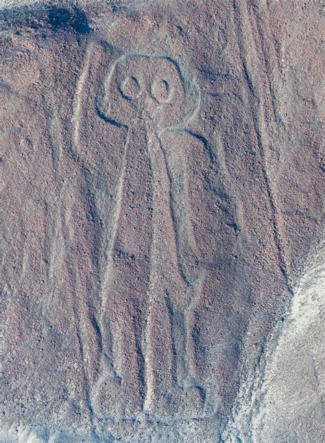 File:Líneas de Nazca, Nazca, Perú, 2015-07-29, DD 46.JPG - Wikimedia Commons