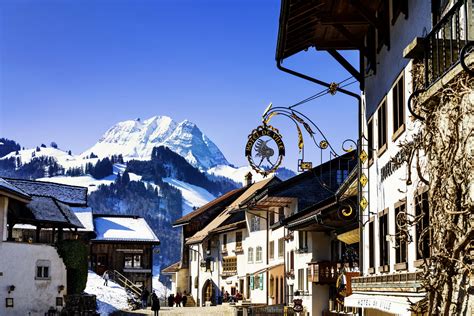 Top 5 Reasons to Ski in the French Alps Before Christmas - Alps2Alps ...