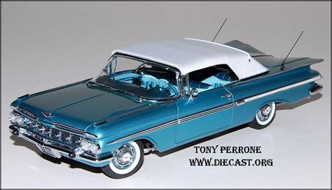 Danbury Mint 1:24 1959 Chevrolet Impala Convertible | Plastic model ...