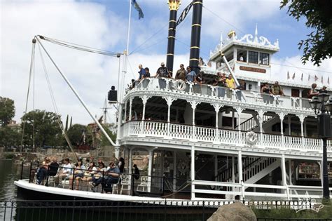 Mark Twain Riverboat & Sailing Ship Columbia in Disneyland's Frontierland